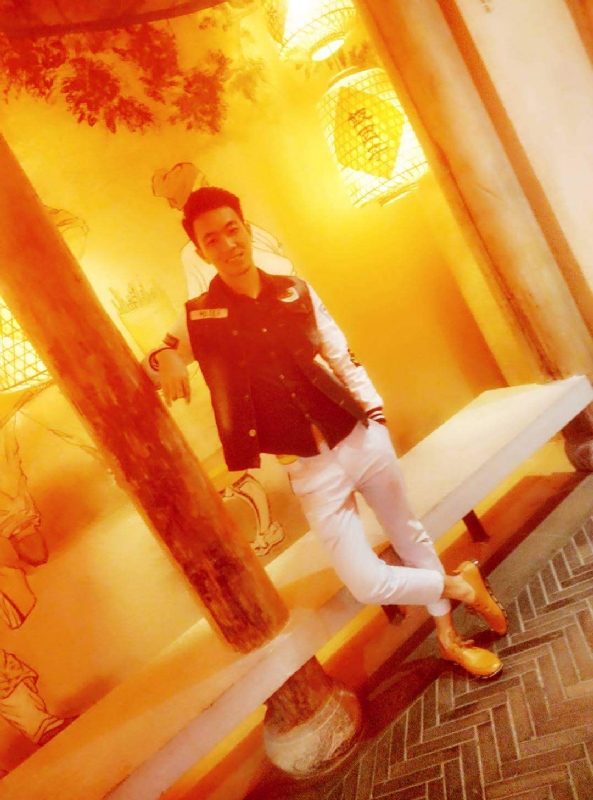 滞后的微笑的第四张照片--认干亲服务网