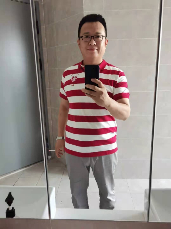 行走的打桩机的第二张照片--认干亲服务网