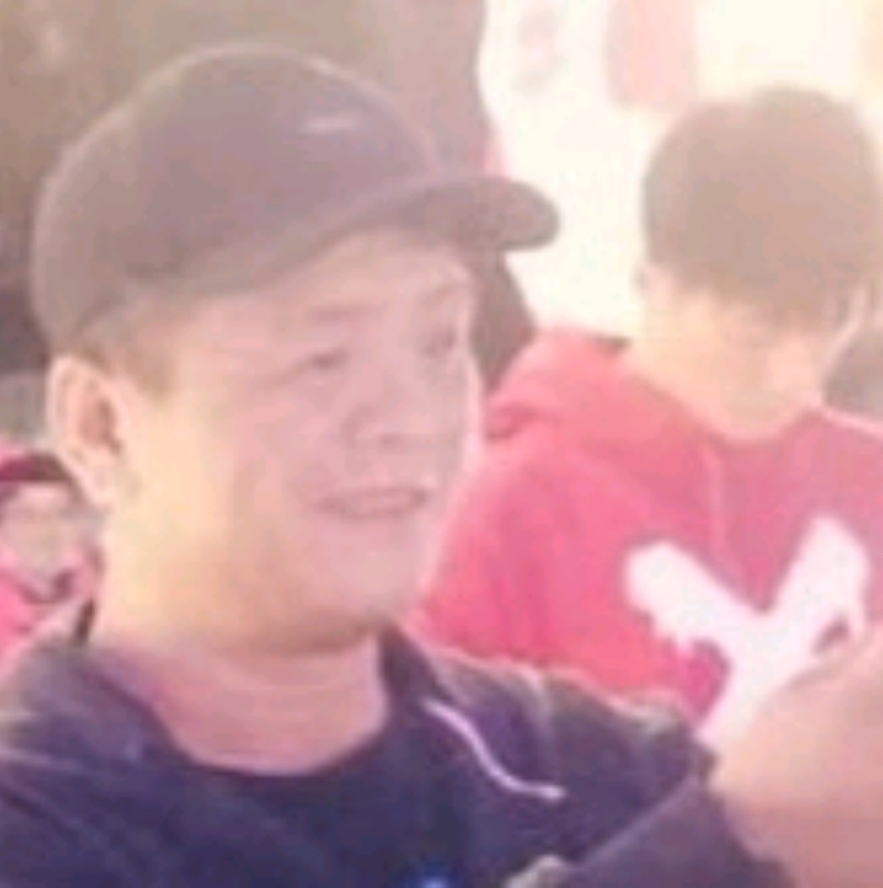 梟雄的第二张照片--认干亲服务网