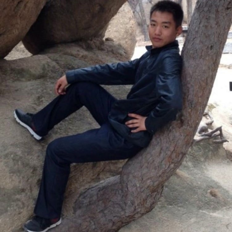 哥不帅但很坏的第一张照片--认干亲服务网