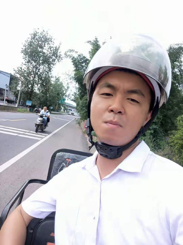 紧张死了的第一张照片--认干亲服务网