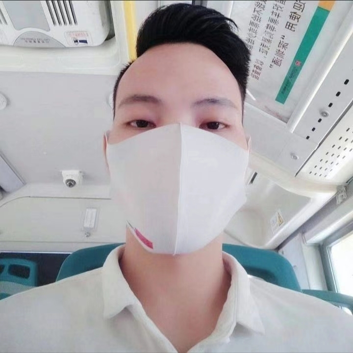 摆渡者的第一张照片--认干亲服务网