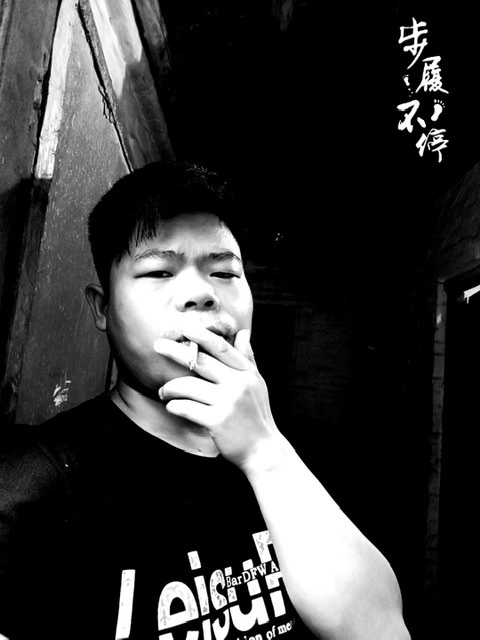 一見鍾情的第三张照片--认干亲服务网