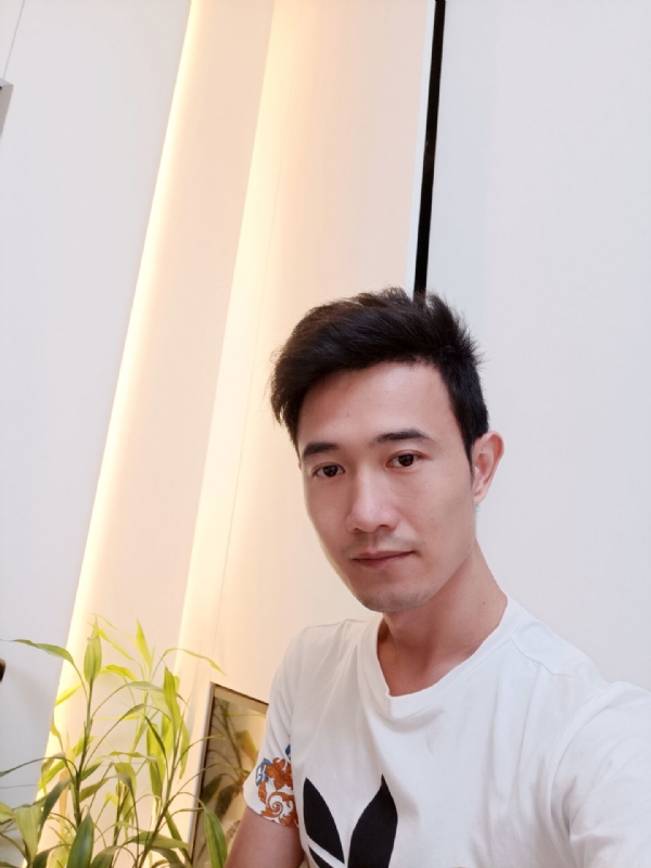 简的第一张照片--认干亲服务网