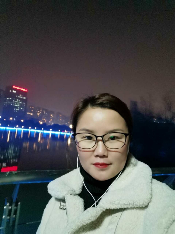 小英的第一张照片--认干亲服务网