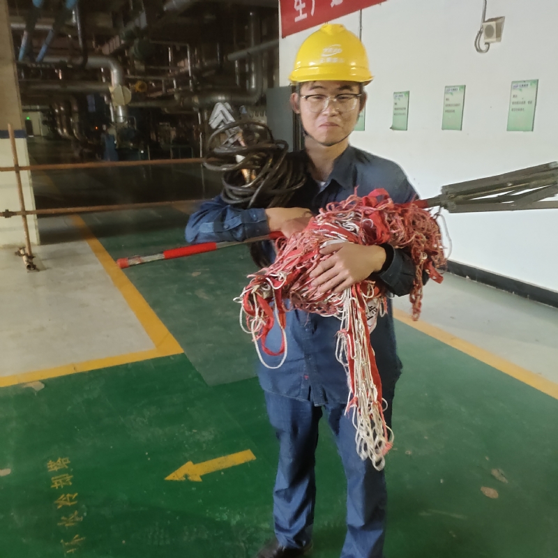 吾悦城的第一张照片--认干亲服务网