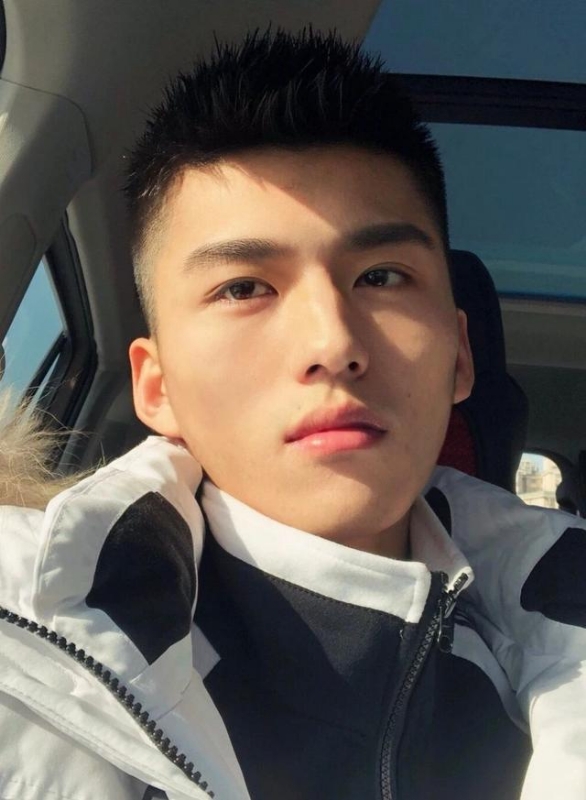 飞翔的第一张照片--认干亲服务网