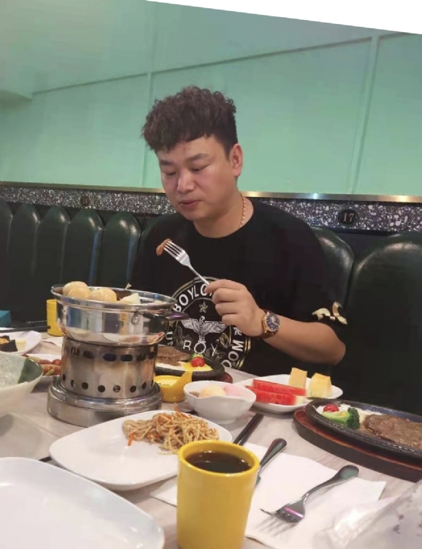 杰的第二张照片--认干亲服务网