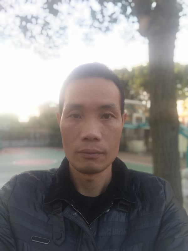 王耀明的第一张照片--认干亲服务网