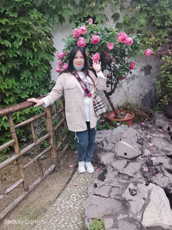 乖乖一女的第三张照片--认干亲服务网