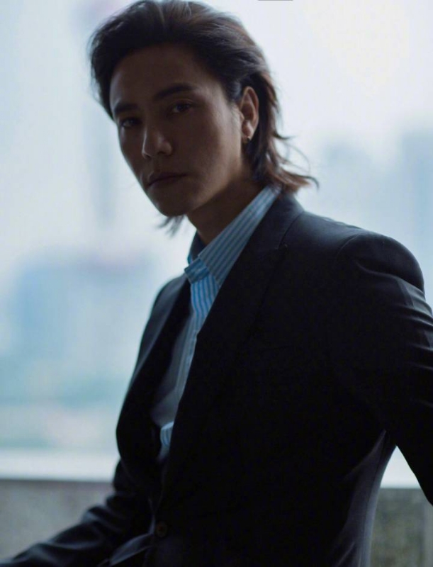 李嘉廷的第三张照片--认干亲服务网