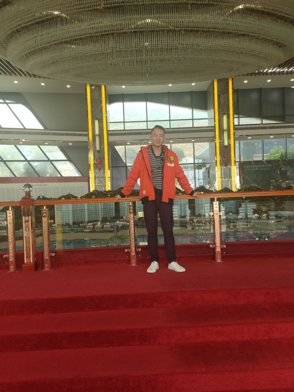 大飞的第一张照片--认干亲服务网