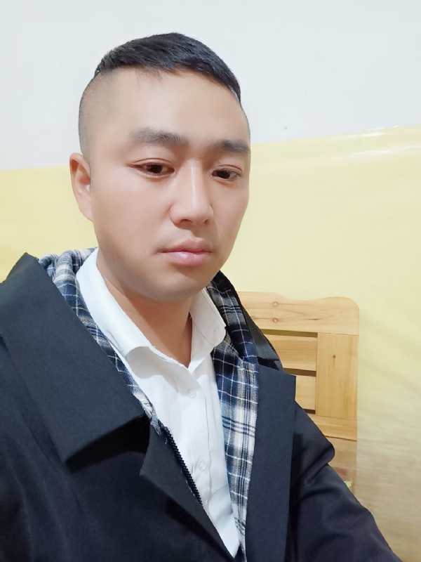 小天的第一张照片--认干亲服务网