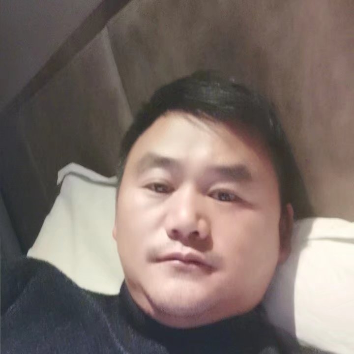 奔跑的第二张照片--认干亲服务网