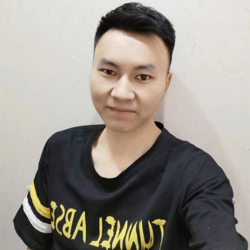 大男孩的第一张照片--认干亲服务网