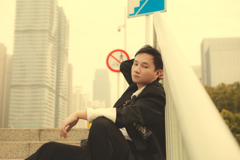 不负韶华的第一张照片--认干亲服务网