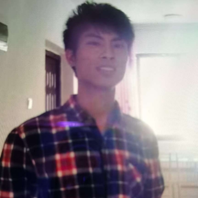 执念成殇的第一张照片--认干亲服务网