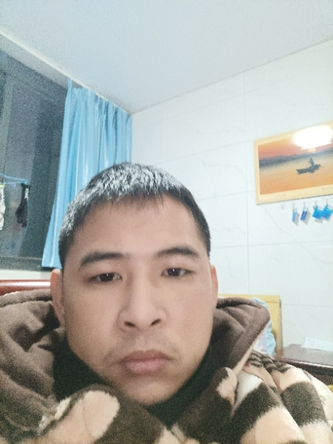 寂寞的第一张照片--认干亲服务网