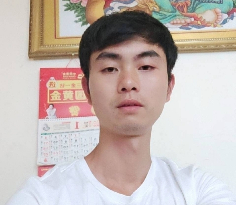 刘利的第一张照片--认干亲服务网