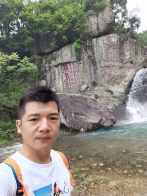 愿得一人心的第一张照片--认干亲服务网