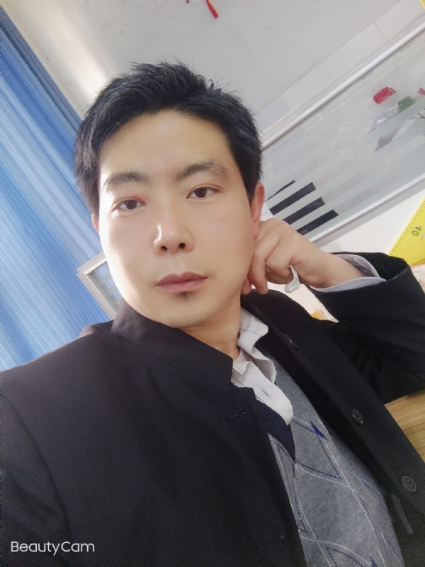 铜豌豆的第一张照片--认干亲服务网