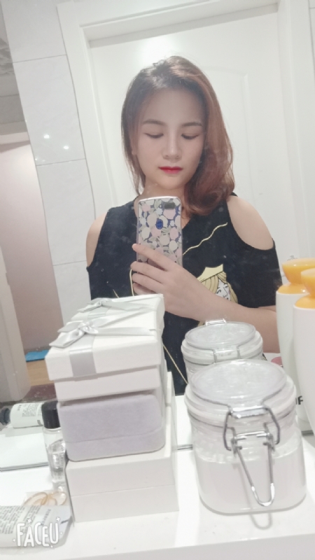 刘莲酥的第四张照片--认干亲服务网