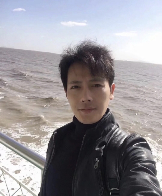 疯狂的小鱼的第一张照片--认干亲服务网