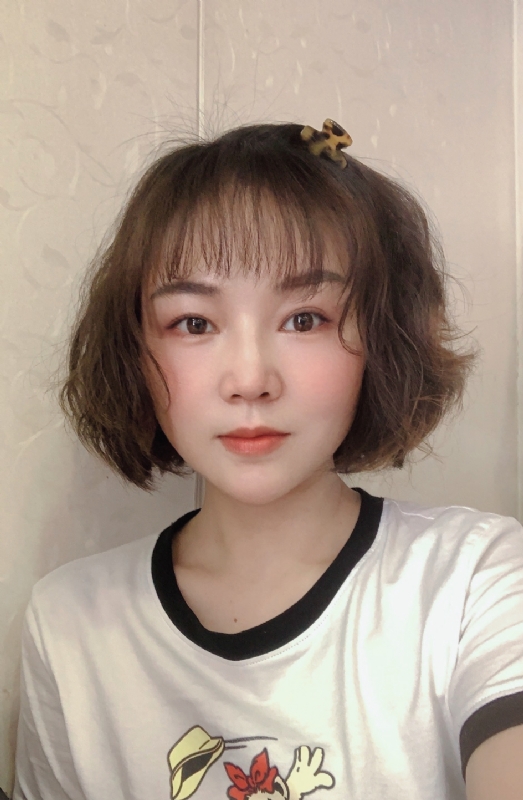 Faviana的第一张照片--认干亲服务网