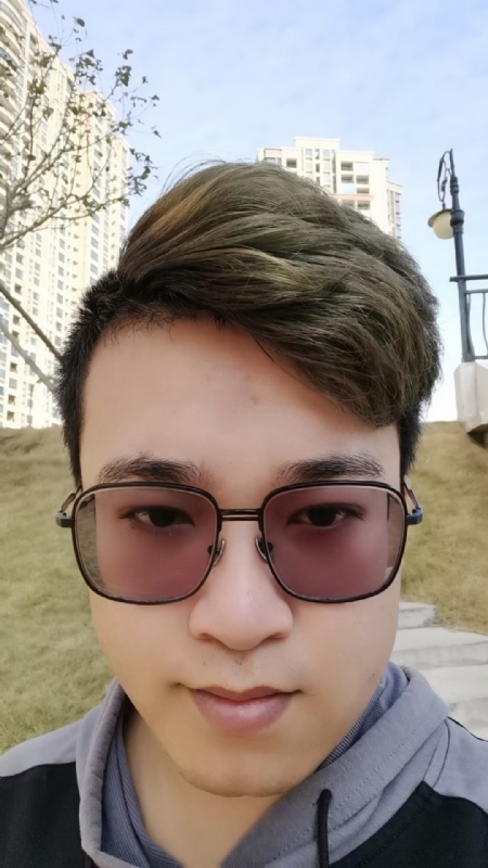 小陈的第一张照片--认干亲服务网