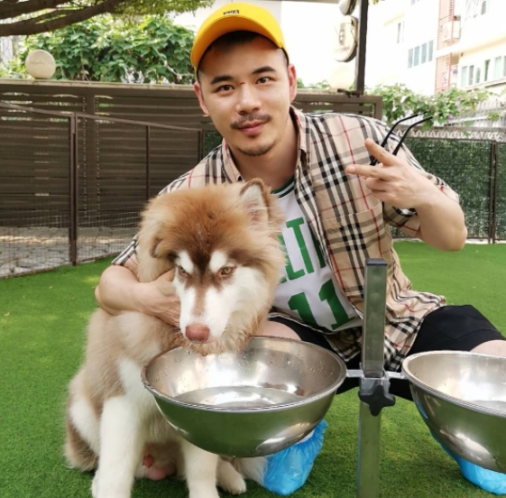 坚持的第一张照片--认干亲服务网