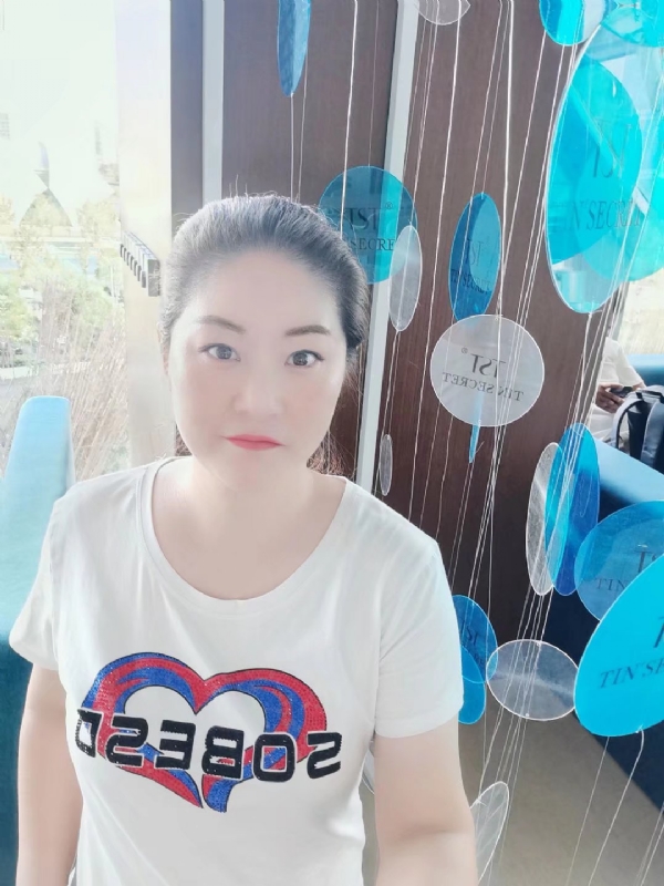 巷子里的童年的第一张照片--认干亲服务网