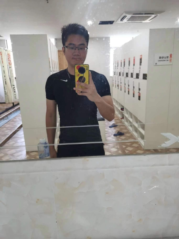 习惯发呆的第一张照片--认干亲服务网