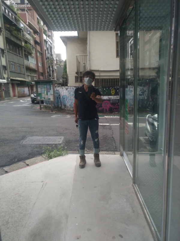 隱姓埋名的第二张照片--认干亲服务网