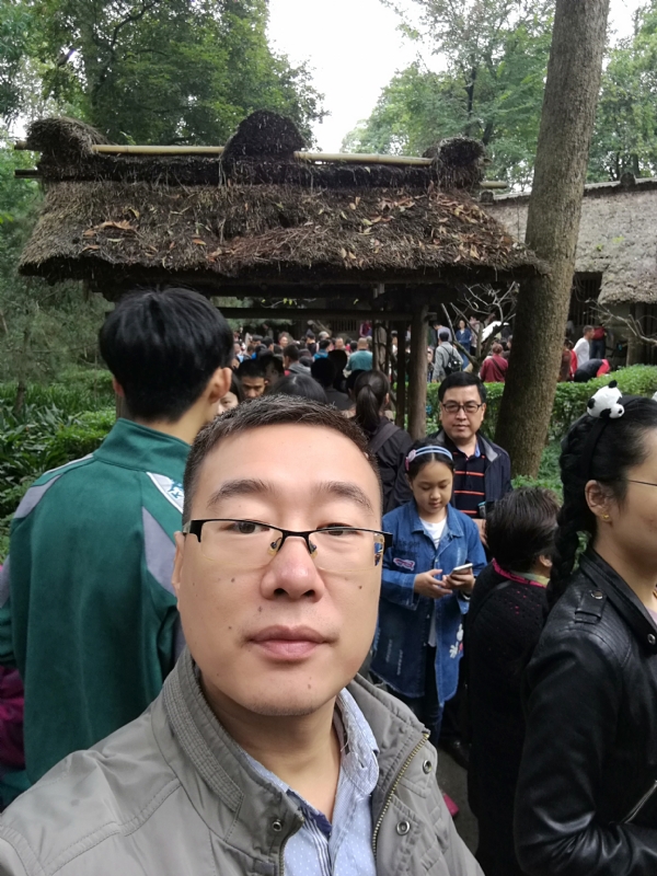 撑起一片天的第一张照片--认干亲服务网