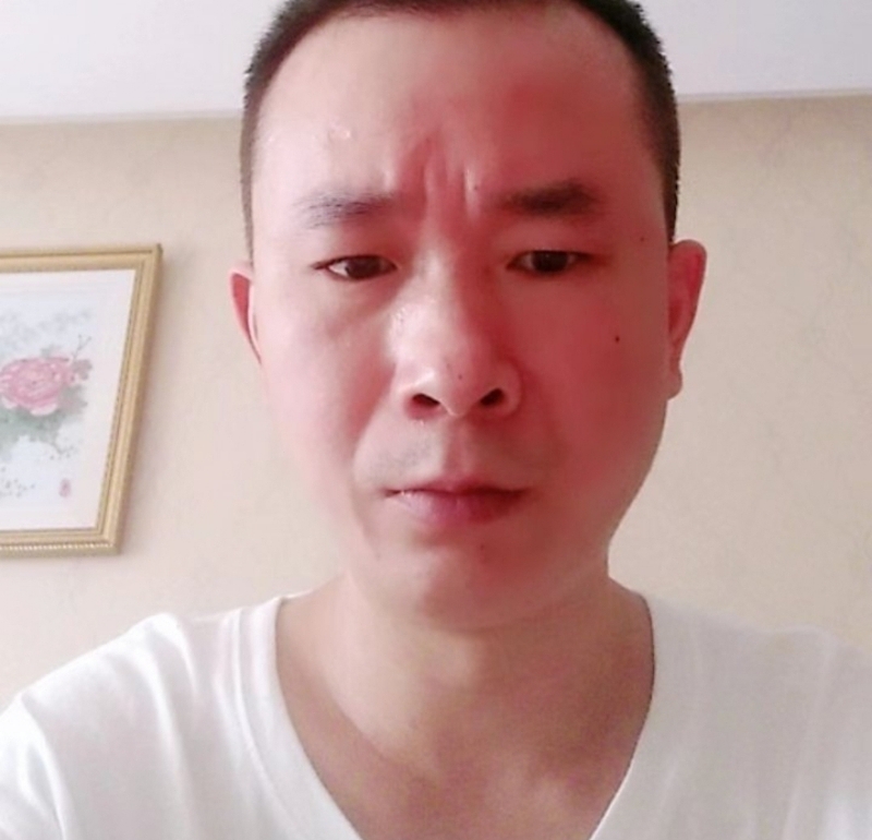 自由飞翔的第一张照片--认干亲服务网