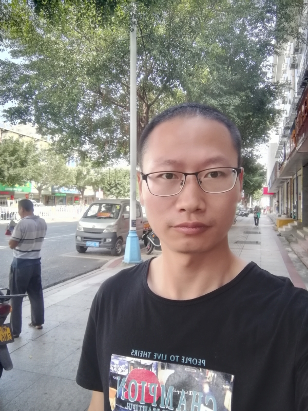 老虎的第一张照片--认干亲服务网