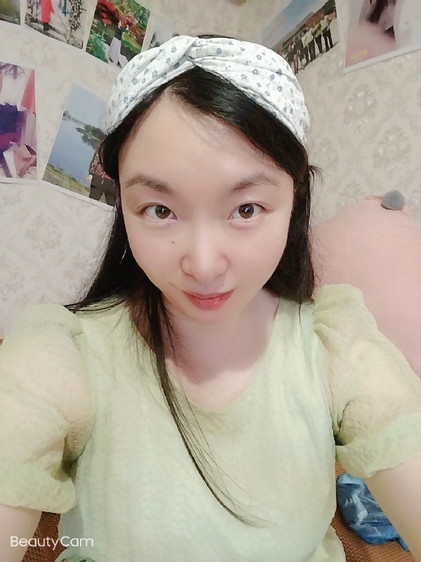 佳佳的第一张照片--认干亲服务网