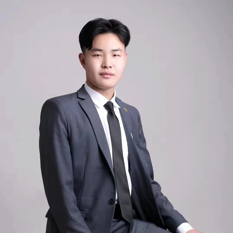 孤独的狼的第一张照片--认干亲服务网