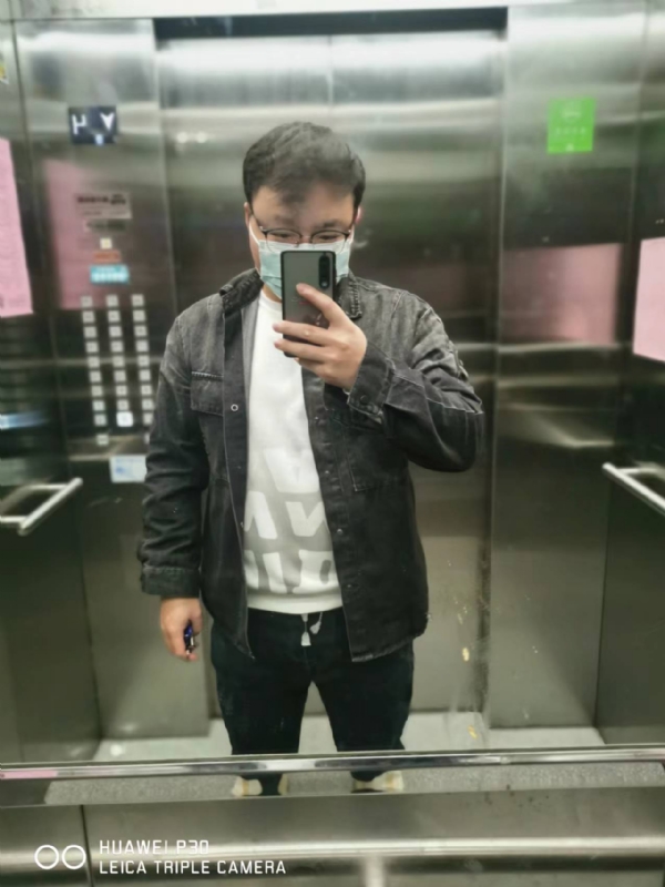 热心小刘的第一张照片--认干亲服务网