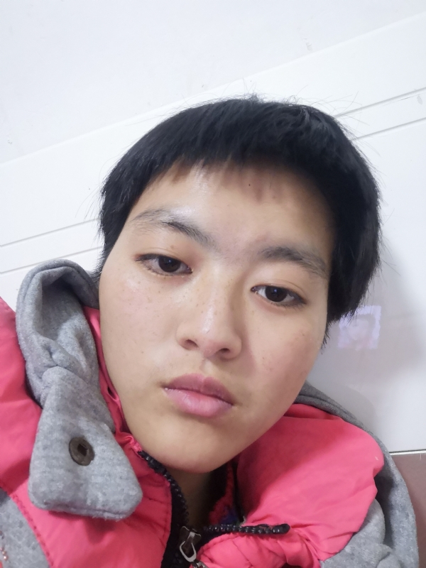 王秋艳的第一张照片--认干亲服务网