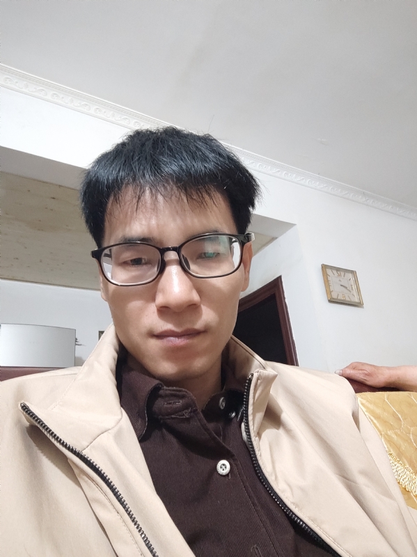 杨一凡的第一张照片--认干亲服务网