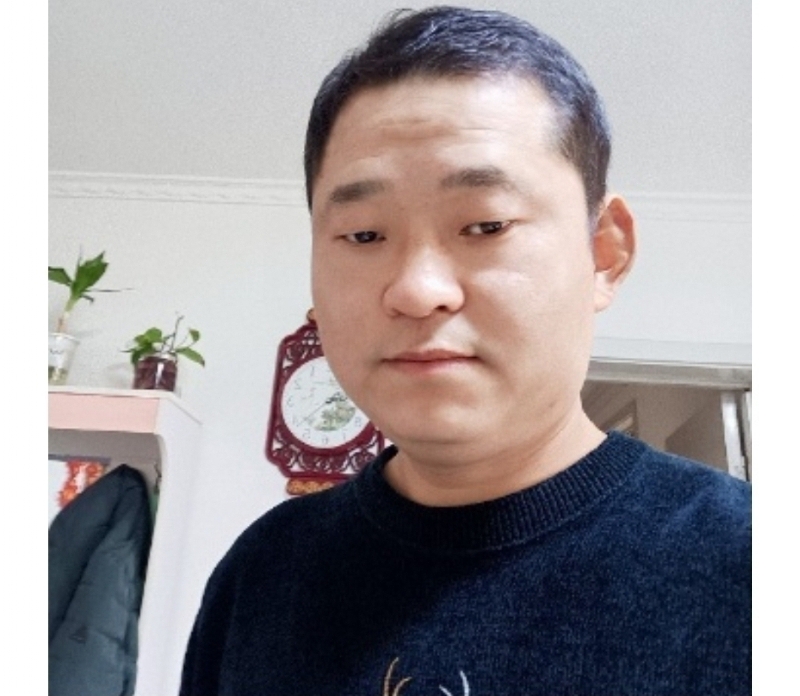 鹿先生的第二张照片--认干亲服务网