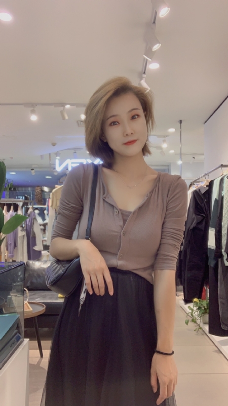 大婷子的第一张照片--认干亲服务网