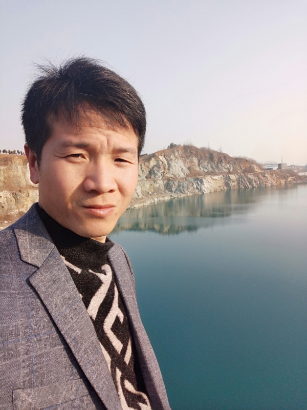 寒夜的第二张照片--认干亲服务网