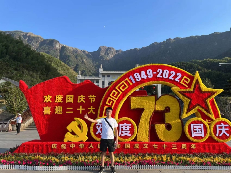 智轩的第一张照片--认干亲服务网