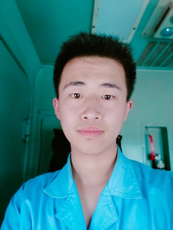 生而为人的第二张照片--认干亲服务网