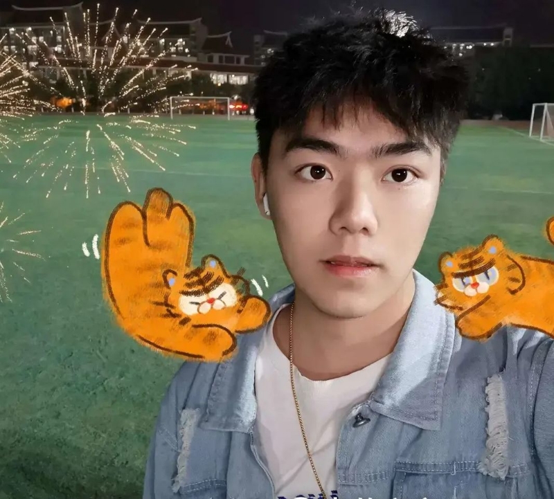 太累了的第一张照片--认干亲服务网