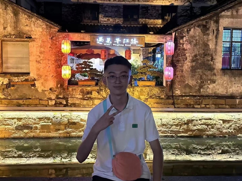 李四的第一张照片--认干亲服务网