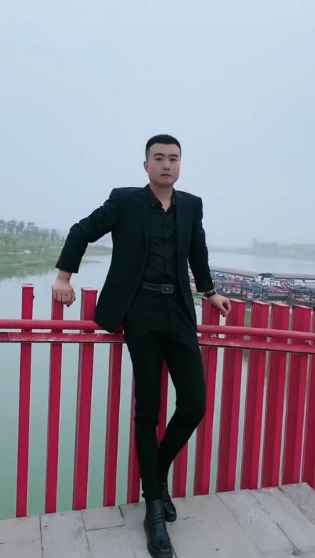 Albert的第一张照片--认干亲服务网