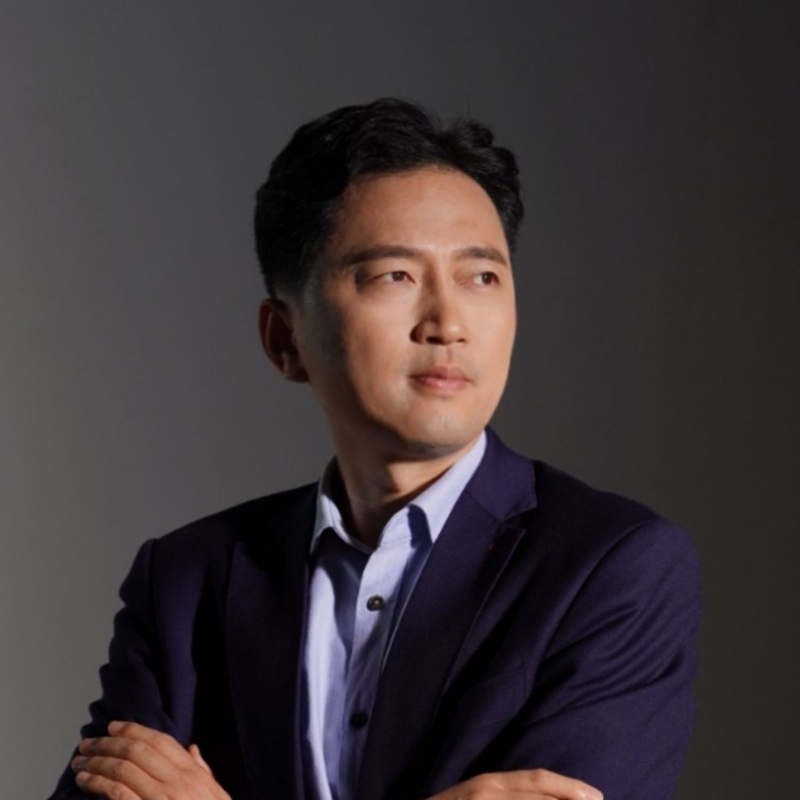 诗与远方的第一张照片--认干亲服务网